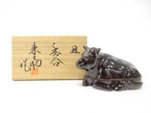 石田来之助造　干支　丑　香合